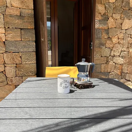 Ciuri Di Dammusi Vakantiehuis *