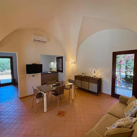 Ciuri Di Dammusi * Pantelleria